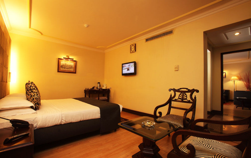 Hotel The Crown, Bhubaneswar - Ihcl Seleqtions Zewnętrze zdjęcie